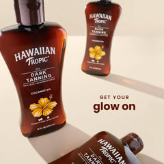 Application satinée de l’huile Hawaiian Tropic pour bronzage uniforme