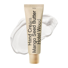 hetras Crème mains Hotel Wood – flacon élégant, parfum boisé durable pour la peau.