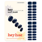 Heyhae Strips Gel semi-cuits bleu marine, emballage pratique pour ongles soignés.