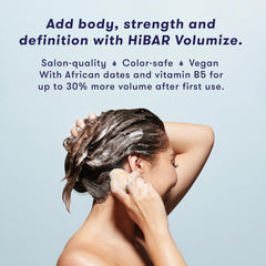 HiBAR Volumize après-shampoing solide application et définition pour cheveux fins.