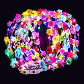 Couronne de fleurs DEL HONLYNE lumineuse, parfait pour soirées et mariages.