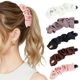 Barrettes banane satin noir Hoojoot pour cheveux fins, tenue fiable toute la journée.