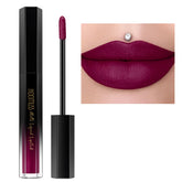 HOOMUSS rouge Mulberry – bouteille élégante pour une application fluide et longue tenue.