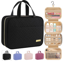 Sac HOTOR de toilette suspendu pour gagner de l'espace en voyage.