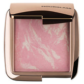 Hourglass poudre lumière ambiante — éclat naturel multidimensionnel.