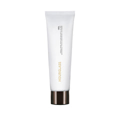 Hourglass Veil Primer Minéral, texture nuageuse et soyeuse pour une peau lisse et prête au maquillage