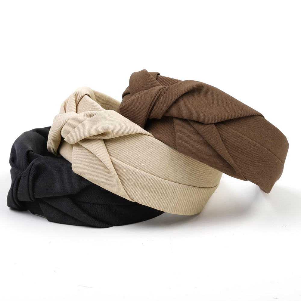 Huachi bandeau noué noir - vue avant, accessoire tendance pour un look chic et confortable.