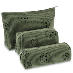 Trousse Huhumy velours côtelé vert kaki, visage souriant, idéale pour maquillage en voyage.