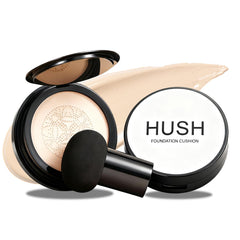 Fond de teint Hush Makeup avec pouf champignon pour une application lisse.
