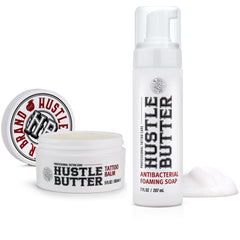 Savon tatouage antibactérien Hustle Butter Deluxe nettoie et prépare la peau.