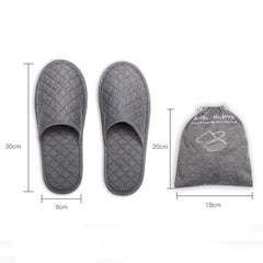 Chaussons hygiéniques Ibluelover adaptés hôtels, voyages et spa.