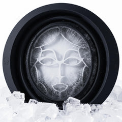 Bol visage pliable Icy-Mojo en silicone pour un soin froid pratique et efficace.
