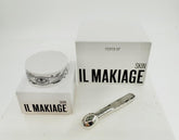 Il Makiage Power Up Eye Cream et son applicateur luxe dégonfle les poches et illumine le regard.