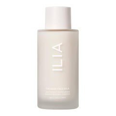 Flacon ILIA Base Face Milk Essence prêt à hydrater et apaiser la peau.