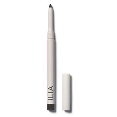 ILIA crayon gel avec embout doux pour une application fluide.