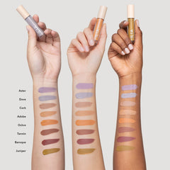 ILIA Matte Liquid Powder Eye Tint, swatch mat avec fini net.