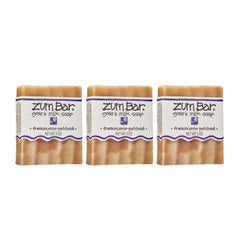 Indigo Wild Zum savon lait chèvre, barre encens-patchouli, nettoie en douceur et réconforte la peau.