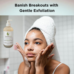 Innate Skin billes jojoba exfoliation douce sur peau.