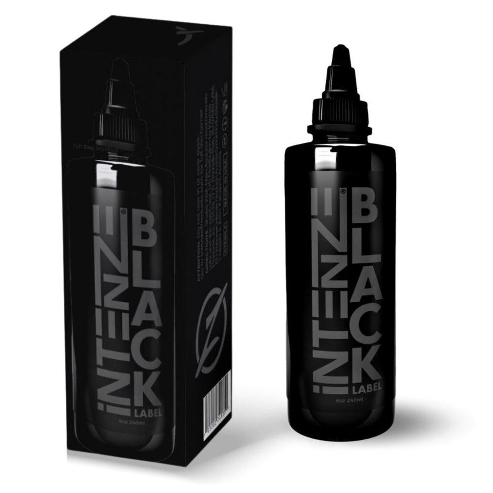 Intenze Black Label, encre tatouage 8 oz prête pour des sessions professionnelles.