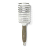 Brosse Ion Blowout ventilateur pour un séchage plus rapide et un fini lisse.