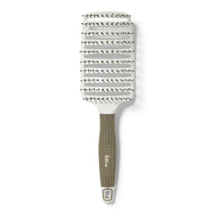 Brosse Ion Blowout ventilateur pour un séchage plus rapide et un fini lisse.