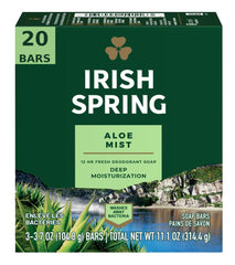 Barre savonneuse aloé Irish Spring pour une sensation de fraîcheur durable.