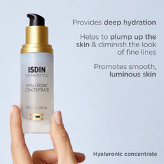 Application quotidienne du produit sur le visage et le cou.