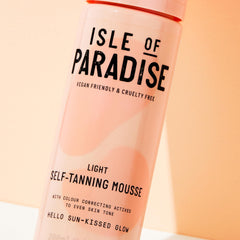 Isle of Paradise : Application fluide sur la peau, texture légère et homogène.