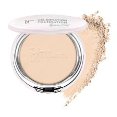 IT Cosmetics Celebration Foundation Illumination – poudre compacte lumineuse pour un teint uniforme.