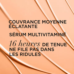 IT Cosmetics Do It All Radiant Concealer — applicateur doux pour une application précise.
