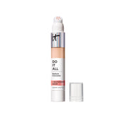 Correcteur IT Cosmetics Do It All Radiant Concealer avec embout-applicateur doux pour une application précise.