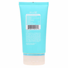 It's a 10 Haircare Miracle Blow Dry Balm, texture légère en application: définition des boucles et contrôle des frisottis.