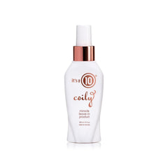 Its a 10 Coily Miracle Leave-In: flacon élégant pour cheveux bouclés qui brillent.