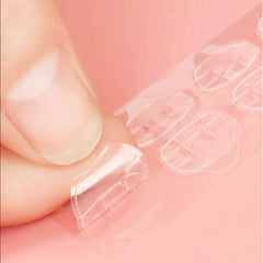 Ivtor faux-ongles adhésifs, transparent et discret pour un effet naturel.