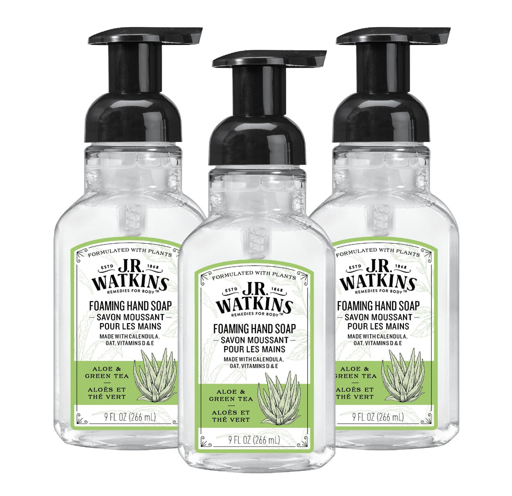 Savon moussant J.R. Watkins avec pompe Aloe et Thé Vert hydrate doucement les mains.