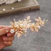 Broche cheveux JAKAWIN or fleurs mariée, allure élégante pour votre cérémonie.