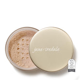 Jane Iredale Amazing Base – poudre libre lumineuse, teint uniforme et léger.