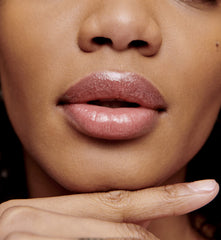 jane iredale HydroPure Lip Gloss formule nourrissante, gonflement léger et texture satinée
