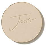 Jane Iredale PurePressed Base Refill dans le compact, fini naturel et léger.