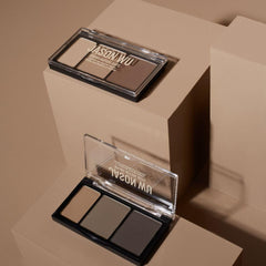 Jason Wu Brows Before Boys – teinte adaptée pour densifier la ligne des cheveux.