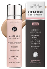 Flacon Jerome Alexander MagicMinerals AirBrush Foundation pour une application rapide et uniforme.