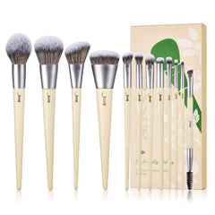 Ensemble Jessup vegan pour le visage, application douce et uniforme.