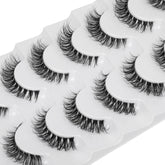 Cils JIMIRE Demi-Wispies avec bande transparente pour un rendu naturel durable.