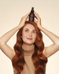 John Masters Organics Green Tea Calendula Mist: extraits végétaux thé vert et calendula pour cheveux.