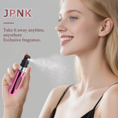 Étui mignon JPNK pour parfum portable, à glisser dans le sac.