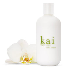 Kai lotion corps flacon beurre karité : hydratation légère pour peau douce et lumineuse.