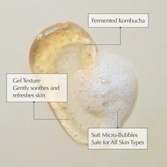KAINE Kombu Hydrating Daily Cleanser — texture gel fraîche et légère qui nettoie en douceur les pores.