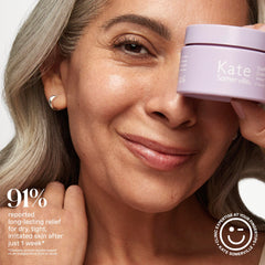 Application matin et soir de Kate Somerville DeliKate sur le visage