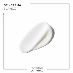 Démêlage facilité grâce au Lait Vital sur cheveux texturés