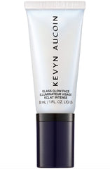 Kevyn Aucoin Glass Glow éclat glassy sur le visage et le corps.